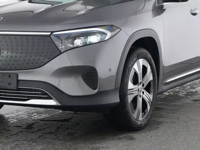 Mercedes-Benz EQB 350
