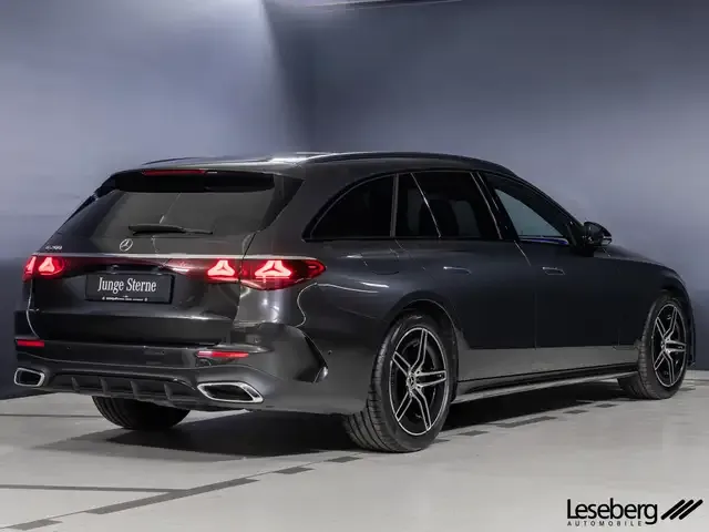 Mercedes-Benz E 200