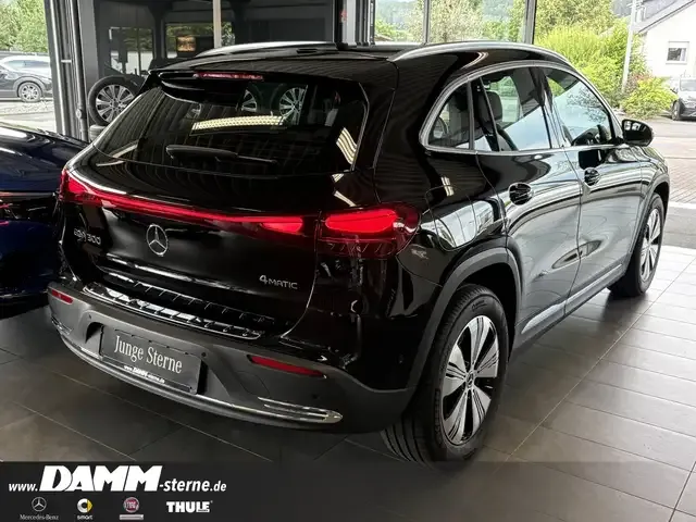 Mercedes-Benz EQA 300