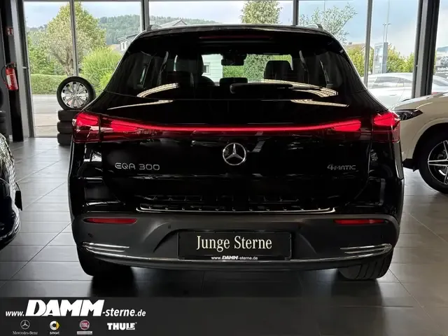 Mercedes-Benz EQA 300