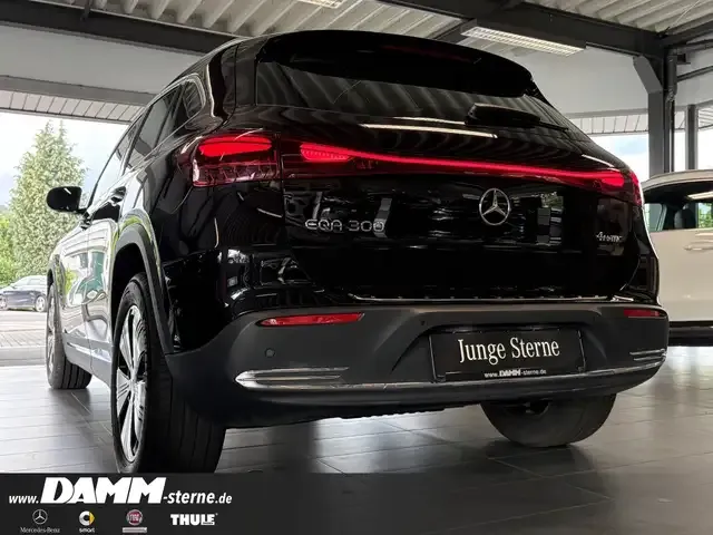 Mercedes-Benz EQA 300