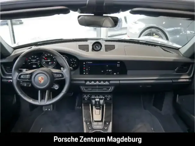 Porsche 992