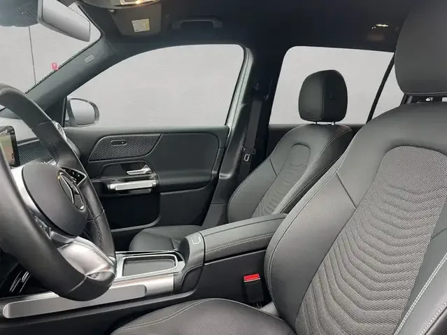 Mercedes-Benz EQB 350