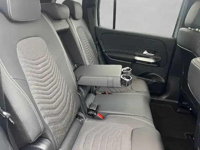 Mercedes-Benz EQB 350