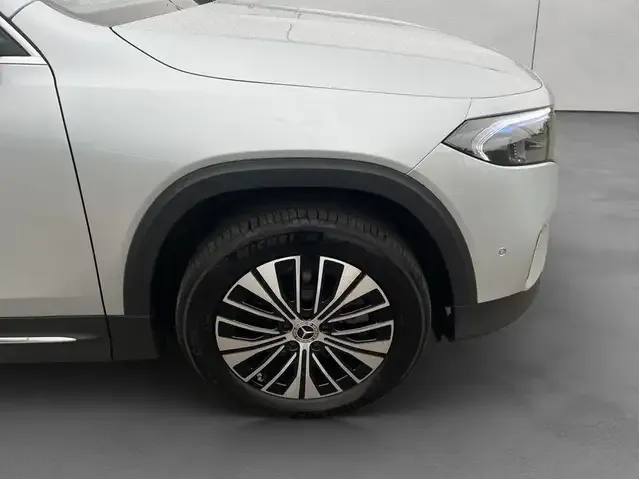 Mercedes-Benz EQB 350