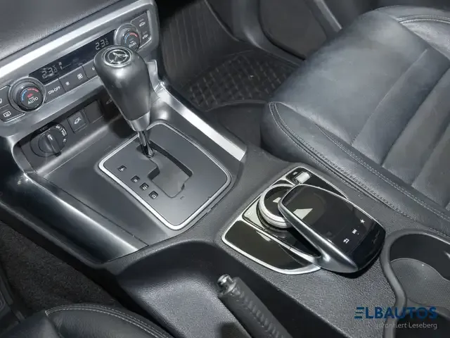 Mercedes-Benz X 250