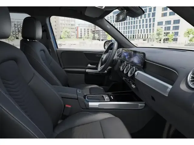 Mercedes-Benz EQB 250