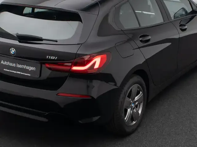 BMW 118
