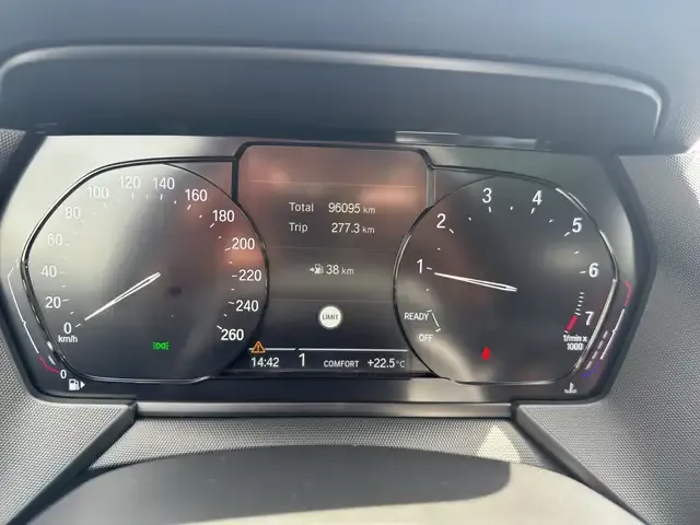 BMW 118