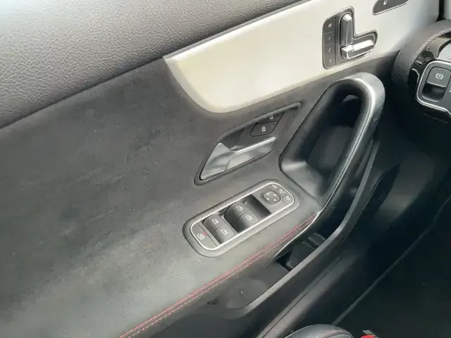 Mercedes-Benz Sonstige