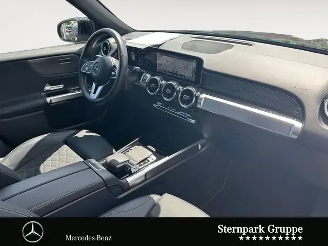 Mercedes-Benz GLB 200