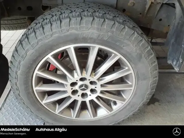 Mercedes-Benz X 350