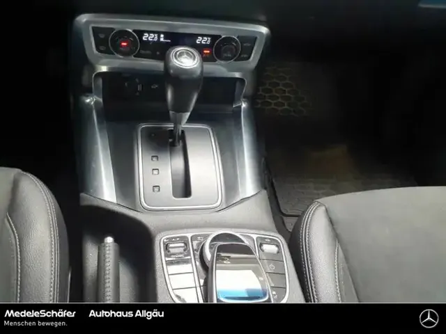 Mercedes-Benz X 350