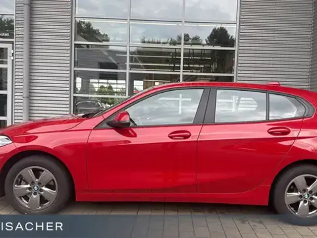 BMW 118
