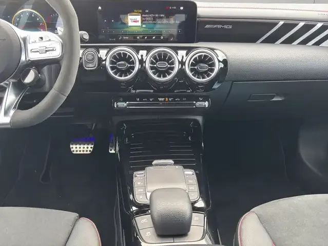 Mercedes-Benz CLA 45 AMG