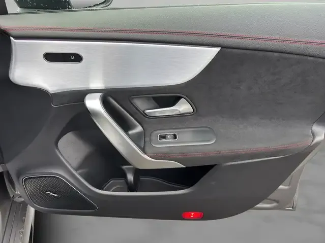 Mercedes-Benz CLA 45 AMG