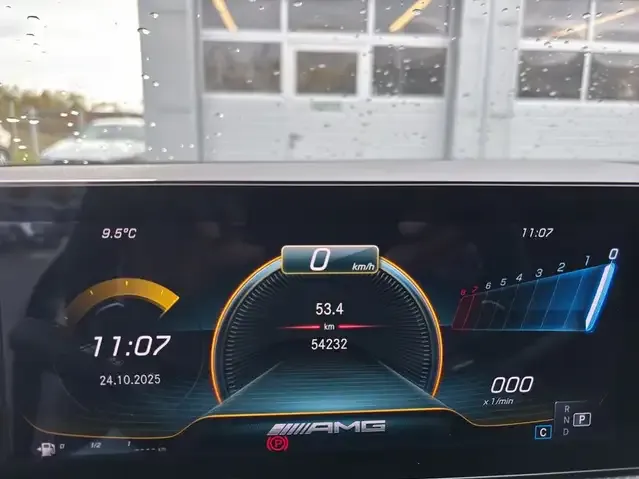 Mercedes-Benz CLA 45 AMG