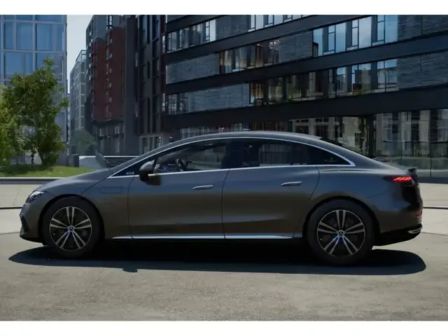 Mercedes-Benz EQE 300