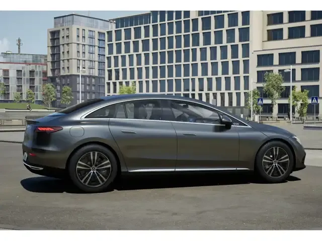 Mercedes-Benz EQE 300