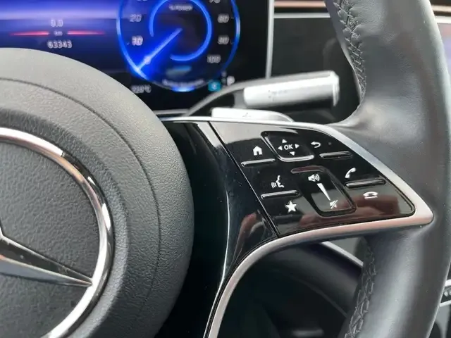 Mercedes-Benz EQS
