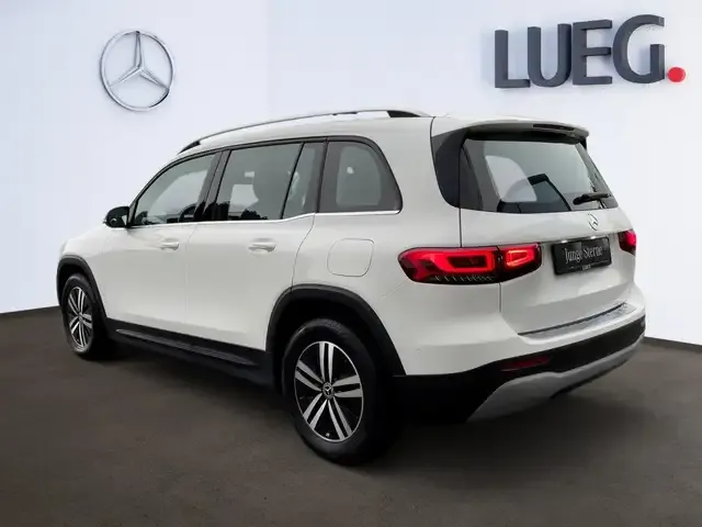 Mercedes-Benz GLB 180