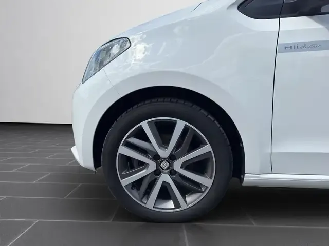 SEAT Mii