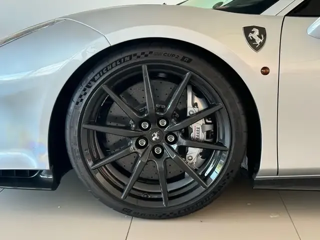 Ferrari 488