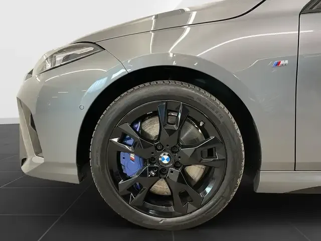 BMW M1