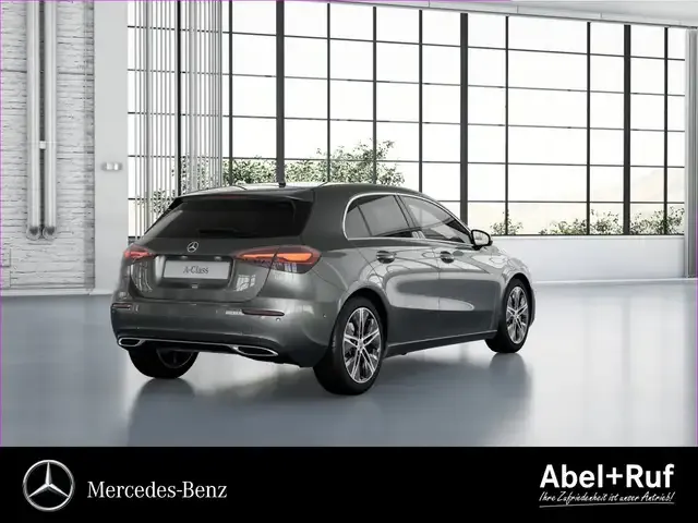 Mercedes-Benz A 220
