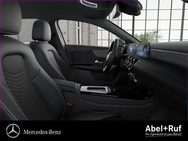 Mercedes-Benz A 220