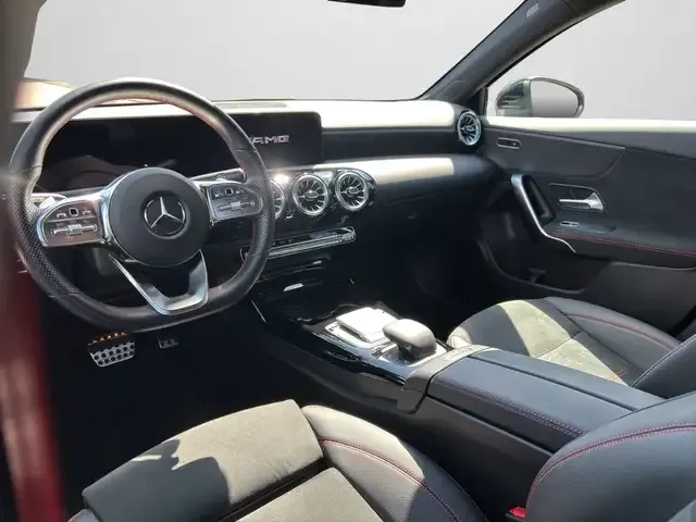 Mercedes-Benz A 35 AMG