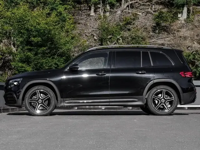 Mercedes-Benz GLB 250