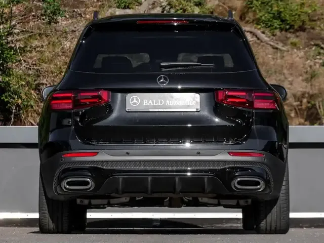 Mercedes-Benz GLB 250