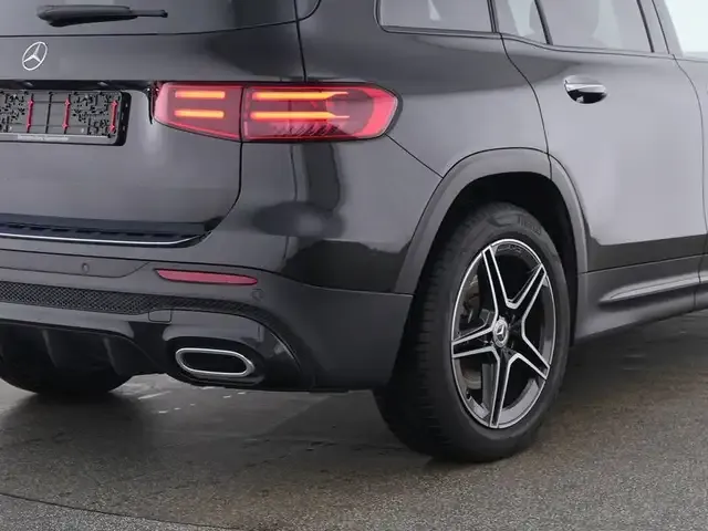 Mercedes-Benz GLB 250