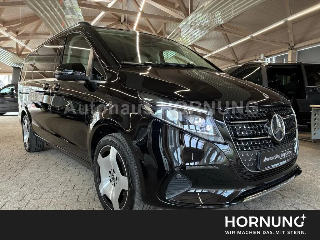 Mercedes-Benz V 220