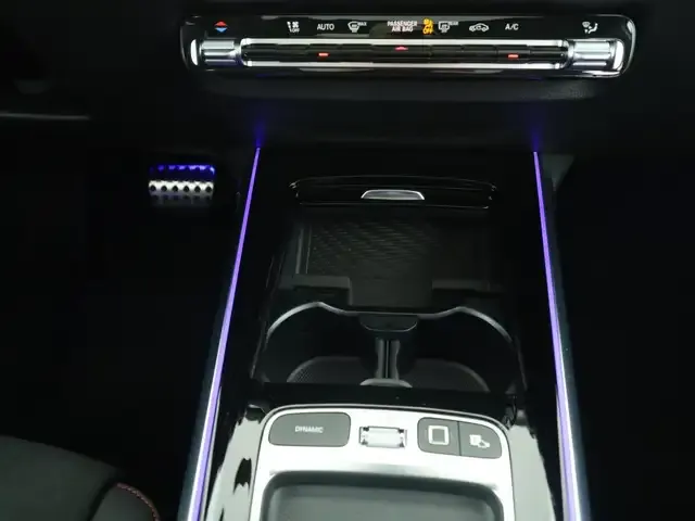 Mercedes-Benz GLB 220