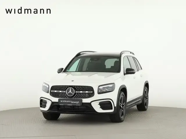 Mercedes-Benz GLB 220
