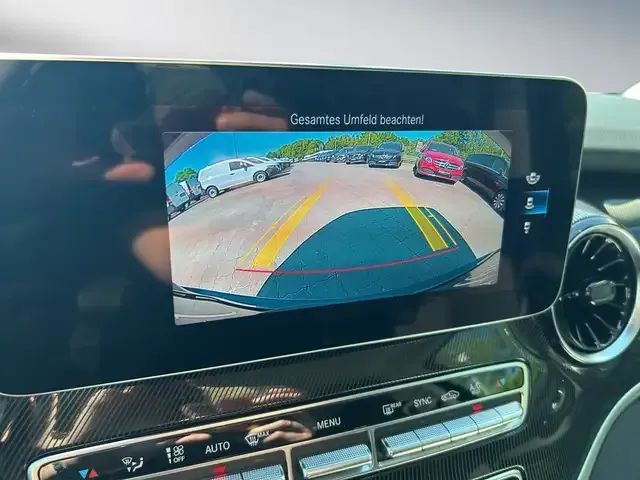 Mercedes-Benz V 220