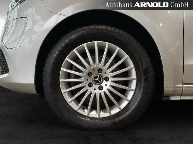 Mercedes-Benz EQV 300