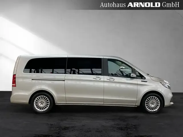 Mercedes-Benz EQV 300