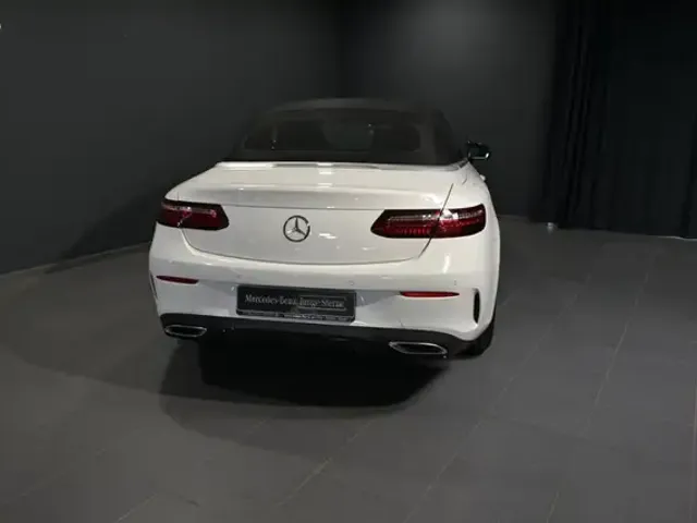 Mercedes-Benz E 200