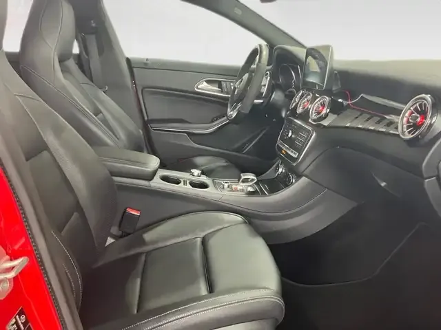 Mercedes-Benz CLA 45 AMG