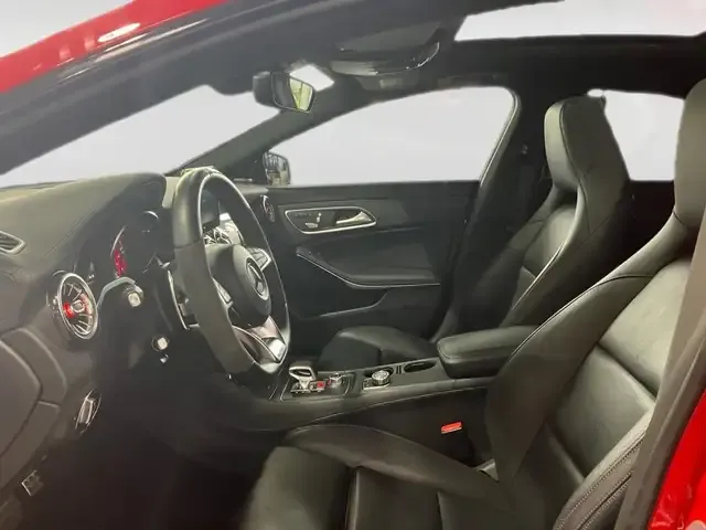 Mercedes-Benz CLA 45 AMG