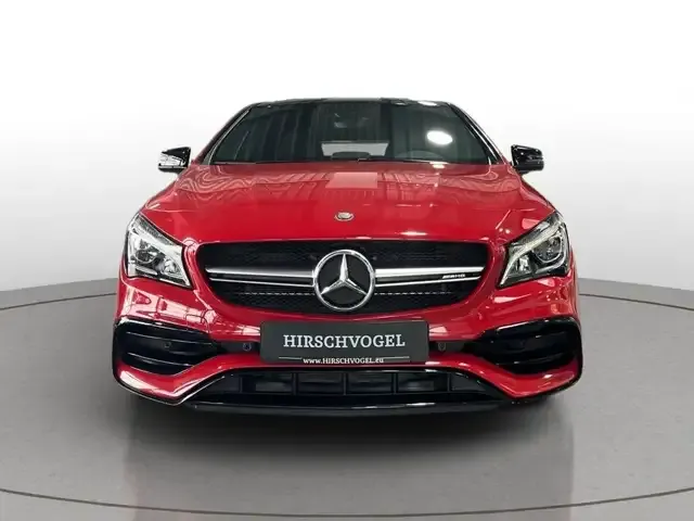 Mercedes-Benz CLA 45 AMG