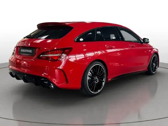 Mercedes-Benz CLA 45 AMG