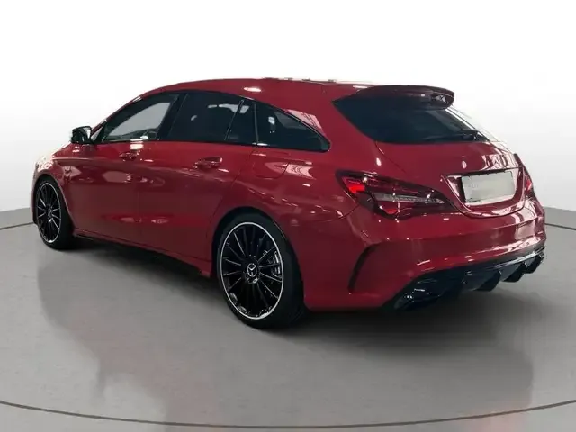 Mercedes-Benz CLA 45 AMG