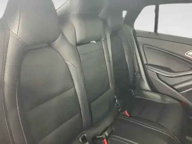 Mercedes-Benz CLA 45 AMG