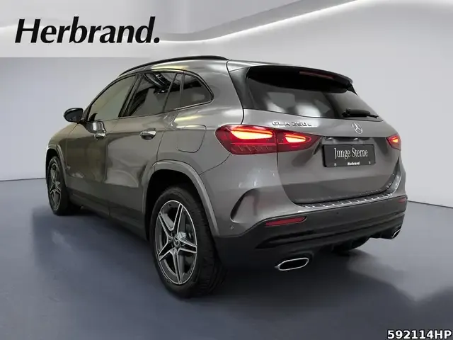 Mercedes-Benz GLA 250