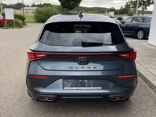 CUPRA Leon