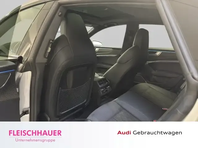 Audi S7